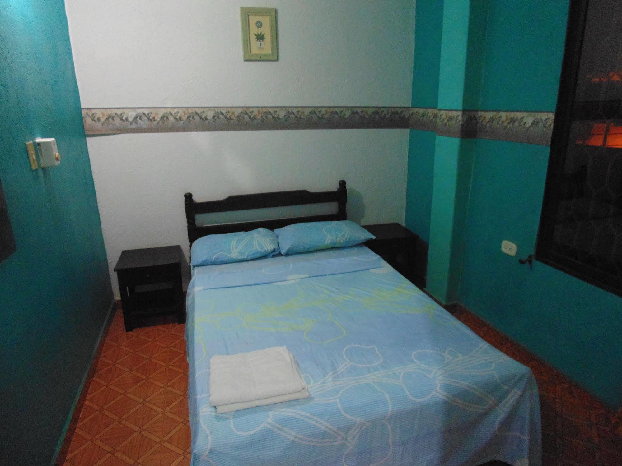 Hospederia Casa Familiar Otel Santa Marta Dış mekan fotoğraf