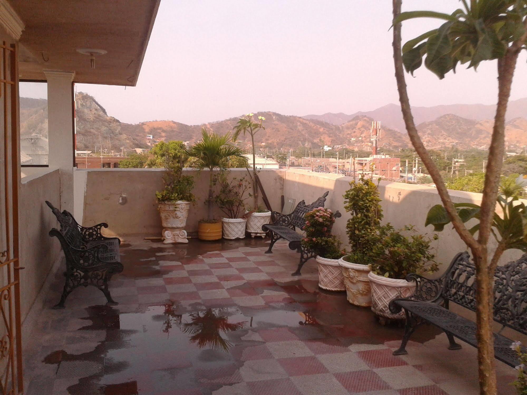 Hospederia Casa Familiar Otel Santa Marta Dış mekan fotoğraf